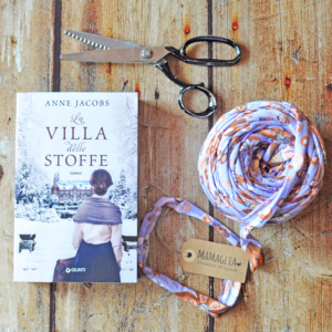 La villa delle stoffe - Recensione di MaMaglia Creazioni Artigianali